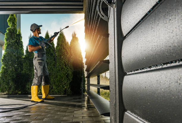 Best Deck Pressure Washing  in Woodsboro, TX