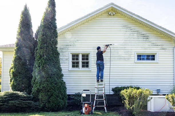 Best Deck Pressure Washing  in Woodsboro, TX
